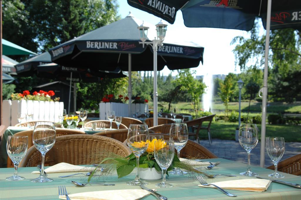 ホテルRheinsberg Am See ベルリン エクステリア 写真